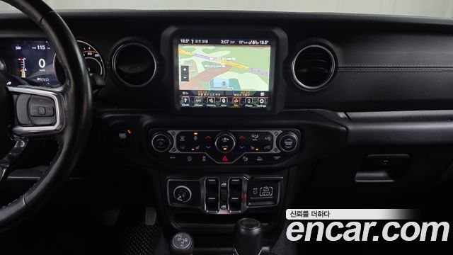 JEEP 랭글러 (JL) 2.0 오버랜드 4도어 2021 - photo 20 - Import Corée du Sud | International Cars