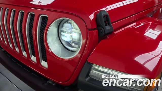JEEP 랭글러 (JL) 2.0 오버랜드 4도어 2021 - photo 8 - Import Corée du Sud | International Cars