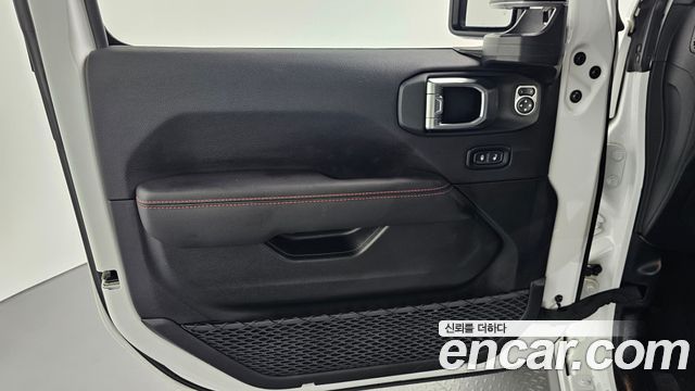 JEEP 랭글러 (JL) 2.0 루비콘 파워 탑 4도어 2023 - photo 14 - Import Corée du Sud | International Cars