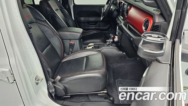 JEEP 랭글러 (JL) 2.0 루비콘 파워 탑 4도어 2023 - photo 16 - Import Corée du Sud | International Cars