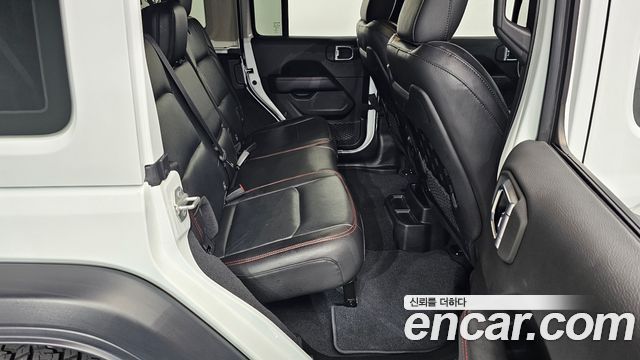JEEP 랭글러 (JL) 2.0 루비콘 파워 탑 4도어 2023 - photo 17 - Import Corée du Sud | International Cars