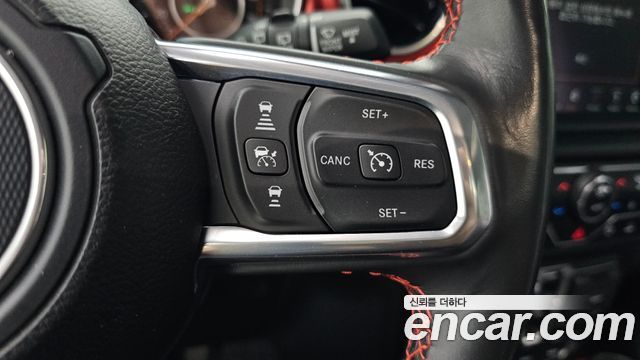 JEEP 랭글러 (JL) 2.0 루비콘 파워 탑 4도어 2023 - photo 24 - Import Corée du Sud | International Cars