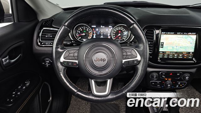JEEP 컴패스 2세대 2.4 리미티드 AWD 2019 - photo 13 - Import Corée du Sud | International Cars