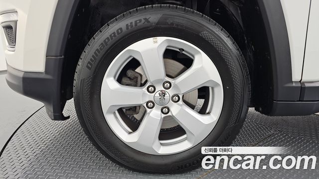 JEEP 컴패스 2세대 2.4 리미티드 AWD 2019 - photo 5 - Import Corée du Sud | International Cars