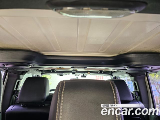 JEEP 랭글러 (JK) 2.8 디젤 사하라 4도어 2012 - photo 10 - Import Corée du Sud | International Cars