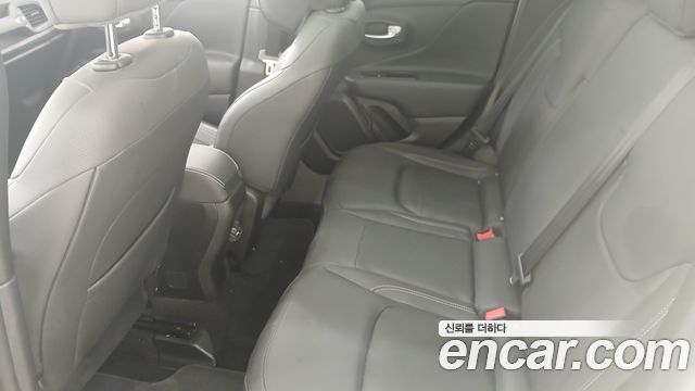 JEEP 레니게이드 2.4 리미티드 2021 - photo 15 - Import Corée du Sud | International Cars