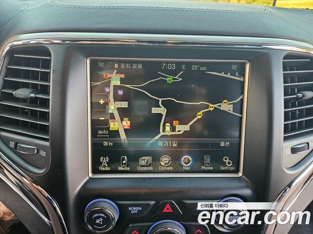 JEEP 그랜드 체로키 3.0 디젤 오버랜드 2015 - photo 14 - Import Corée du Sud | International Cars