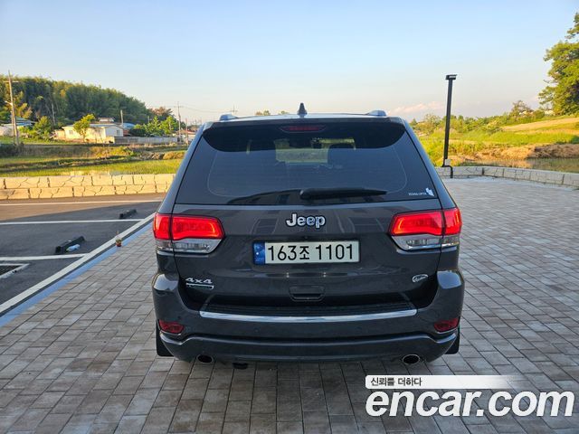 JEEP 그랜드 체로키 3.0 디젤 오버랜드 2015 - photo 5 - Import Corée du Sud | International Cars