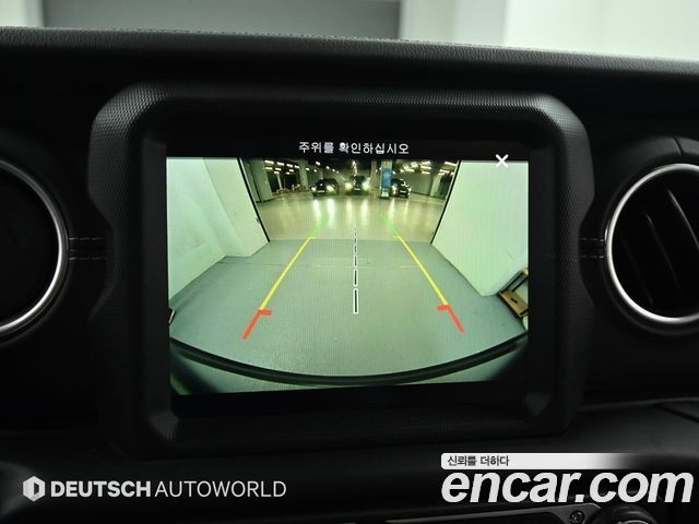 JEEP 랭글러 (JL) 2.0 오버랜드 4도어 2019 - photo 15 - Import Corée du Sud | International Cars