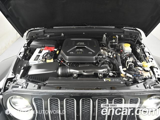 JEEP 랭글러 (JL) 2.0 오버랜드 4도어 2019 - photo 6 - Import Corée du Sud | International Cars