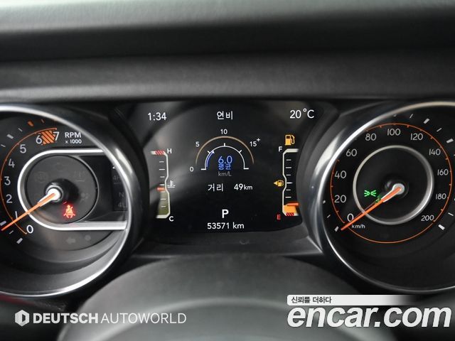 JEEP 랭글러 (JL) 2.0 오버랜드 4도어 2019 - photo 8 - Import Corée du Sud | International Cars