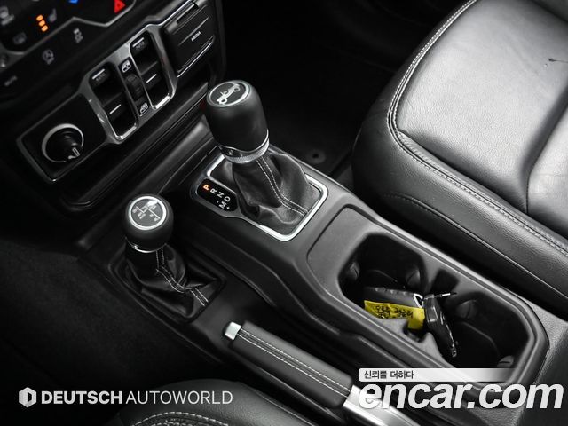 JEEP 랭글러 (JL) 2.0 오버랜드 4도어 2019 - photo 9 - Import Corée du Sud | International Cars