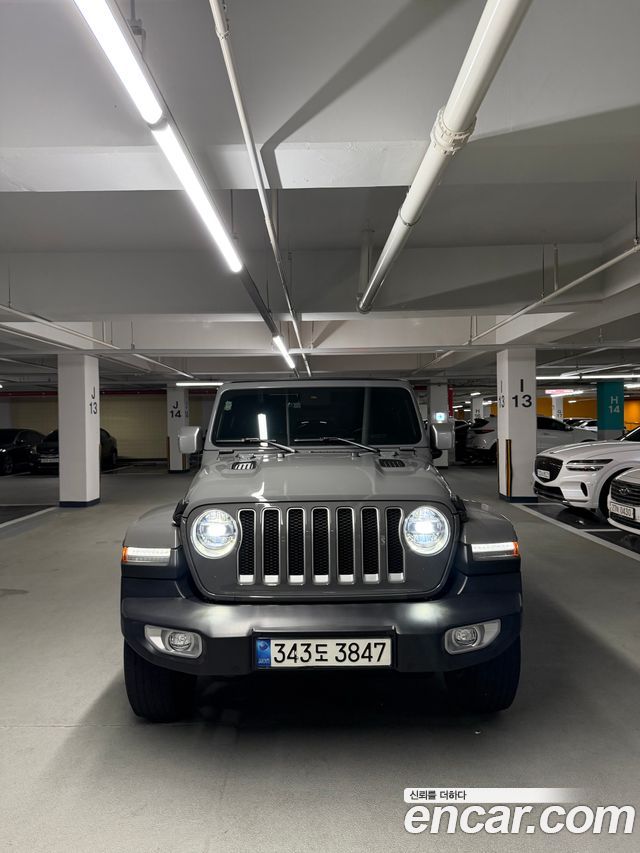 JEEP 랭글러 (JL) 2.0 오버랜드 파워 탑 4도어 2021 - photo 3 - Import Corée du Sud | International Cars