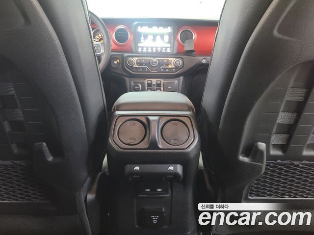 JEEP 랭글러 (JL) 2.0 루비콘 파워 탑 4도어 2023 - photo 16 - Import Corée du Sud | International Cars