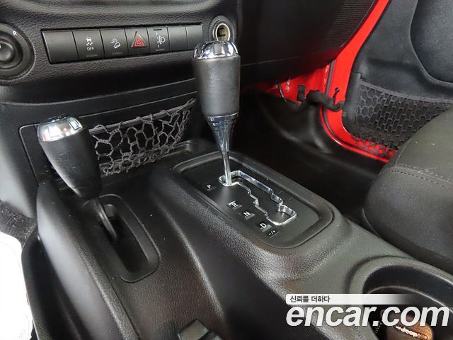JEEP 랭글러 (JK) 3.6 Sport 2도어 2016 - photo 10 - Import Corée du Sud | International Cars