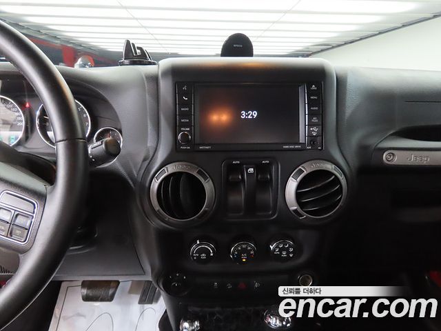 JEEP 랭글러 (JK) 3.6 Sport 2도어 2016 - photo 7 - Import Corée du Sud | International Cars