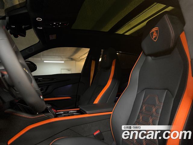 LAMBORGHINI Urus 4.0 V8 SE 2025 - photo 7 - Import Corée du Sud | International Cars