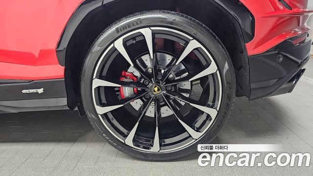 LAMBORGHINI Urus 4.0 V8 S 2024 - photo 5 - Import Corée du Sud | International Cars