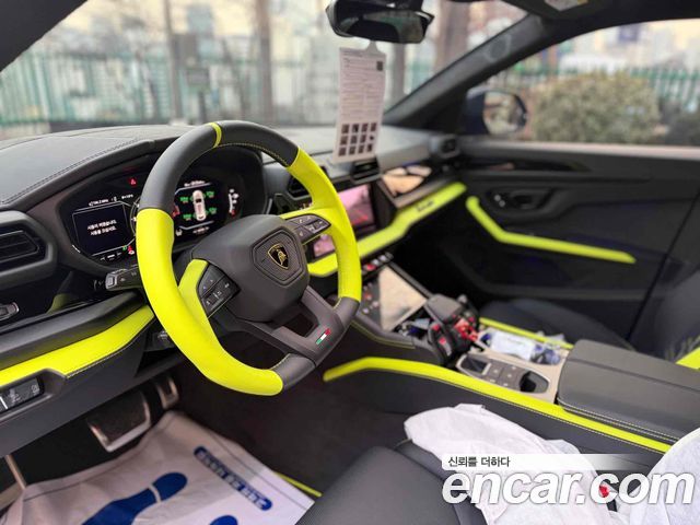 LAMBORGHINI Urus 4.0 V8 SE 2026 - photo 8 - Import Corée du Sud | International Cars