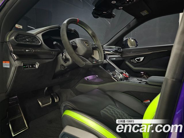 LAMBORGHINI Urus 4.0 V8 퍼포만테 2024 - photo 12 - Import Corée du Sud | International Cars