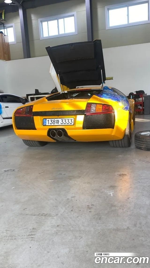LAMBORGHINI 무르시엘라고 6.2 V12 Coupé 2004 - photo 13 - Import Corée du Sud | International Cars