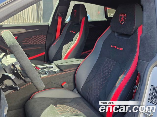 LAMBORGHINI Urus 4.0 V8 퍼포만테 2023 - photo 10 - Import Corée du Sud | International Cars
