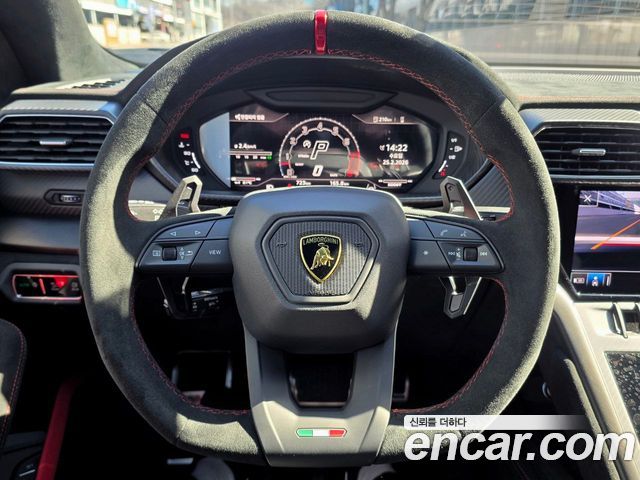 LAMBORGHINI Urus 4.0 V8 퍼포만테 2023 - photo 12 - Import Corée du Sud | International Cars