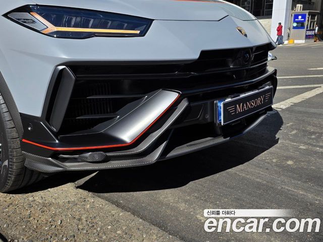 LAMBORGHINI Urus 4.0 V8 퍼포만테 2023 - photo 18 - Import Corée du Sud | International Cars