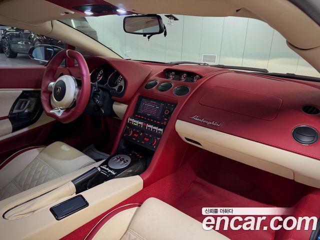 LAMBORGHINI 가야르도 LP560-4 2009 - photo 24 - Import Corée du Sud | International Cars