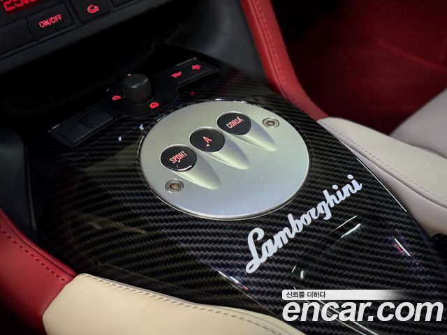 LAMBORGHINI 가야르도 LP560-4 2009 - photo 9 - Import Corée du Sud | International Cars