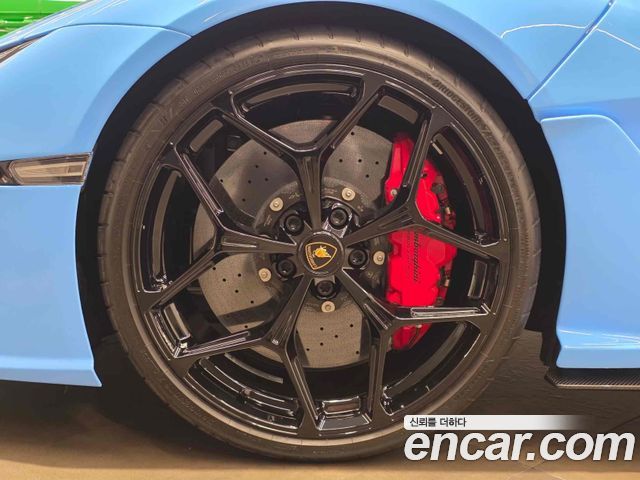 LAMBORGHINI Revuelto 6.5 V12 2025 - photo 10 - Import Corée du Sud | International Cars