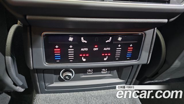 LAMBORGHINI Urus 4.0 V8 2022 - photo 17 - Import Corée du Sud | International Cars