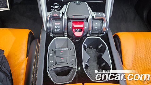 LAMBORGHINI Urus 4.0 V8 2022 - photo 9 - Import Corée du Sud | International Cars