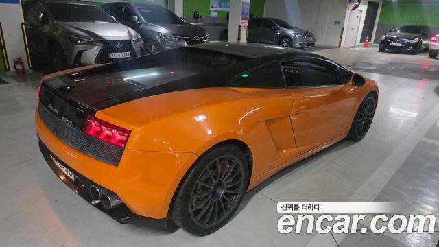 LAMBORGHINI 가야르도 LP560-4 비콜로레 2012 - photo 4 - Import Corée du Sud | International Cars