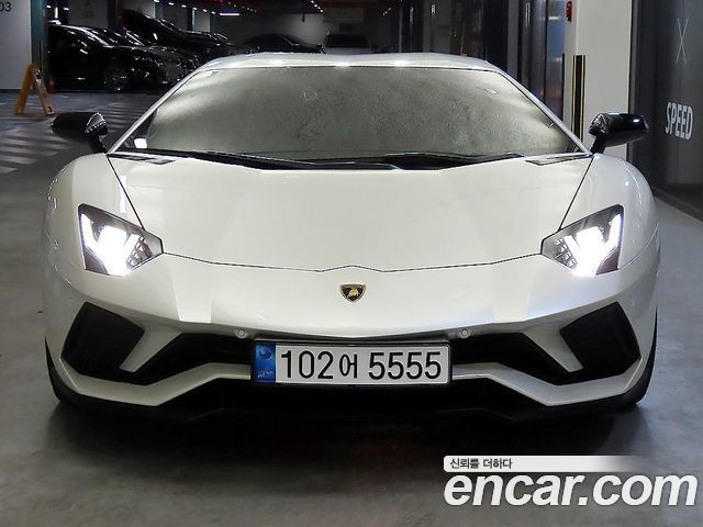 LAMBORGHINI Aventador S LP740-4 2018 - photo 2 - Import Corée du Sud | International Cars