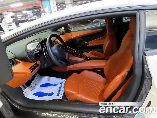 LAMBORGHINI Aventador S LP740-4 2018 - photo 6 - Import Corée du Sud | International Cars
