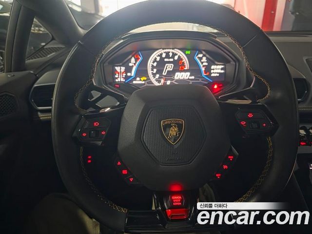 LAMBORGHINI Huracán LP640-4 EVO Spyder 2020 - photo 10 - Import Corée du Sud | International Cars