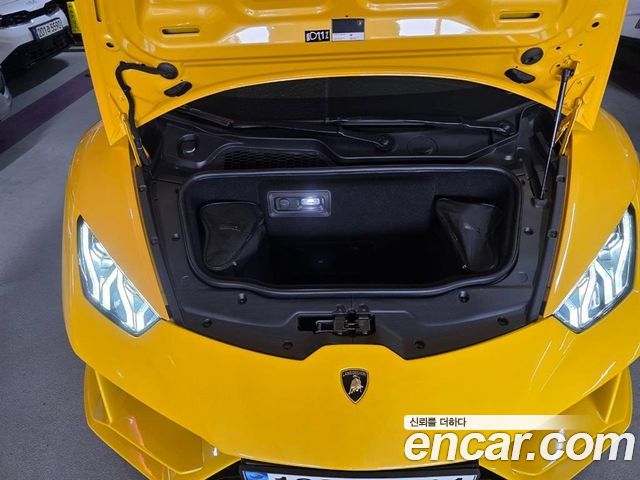 LAMBORGHINI Huracán LP640-4 EVO Spyder 2020 - photo 16 - Import Corée du Sud | International Cars