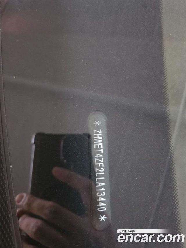 LAMBORGHINI Huracán LP640-4 EVO Spyder 2020 - photo 20 - Import Corée du Sud | International Cars