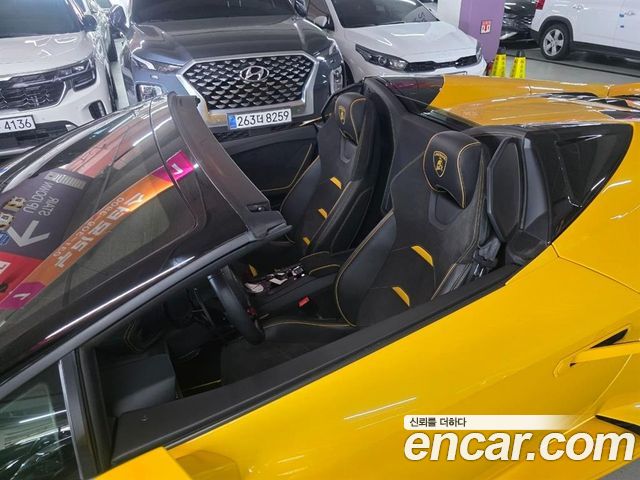 LAMBORGHINI Huracán LP640-4 EVO Spyder 2020 - photo 24 - Import Corée du Sud | International Cars