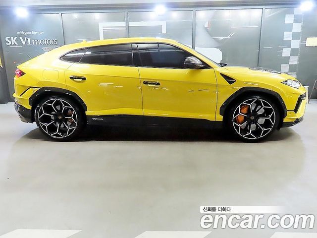 LAMBORGHINI Urus 4.0 V8 퍼포만테 2024 - photo 3 - Import Corée du Sud | International Cars