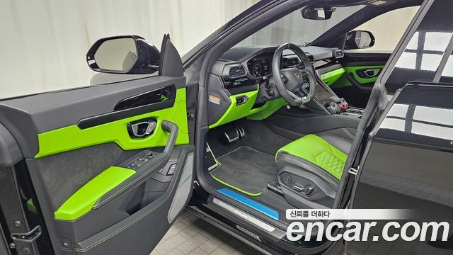 LAMBORGHINI Urus 4.0 V8 2022 - photo 10 - Import Corée du Sud | International Cars