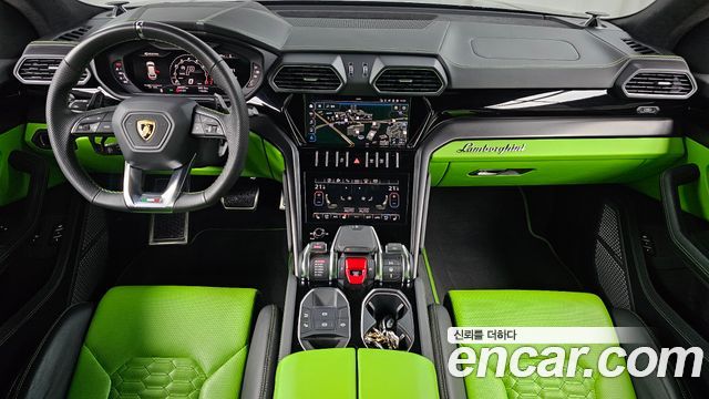 LAMBORGHINI Urus 4.0 V8 2022 - photo 24 - Import Corée du Sud | International Cars