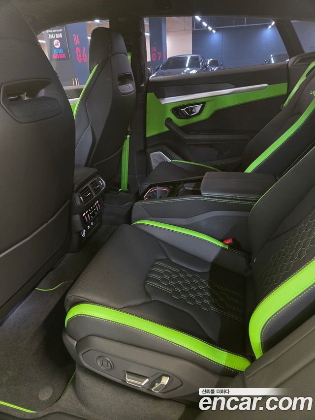 LAMBORGHINI Urus 4.0 V8 S 2024 - photo 11 - Import Corée du Sud | International Cars