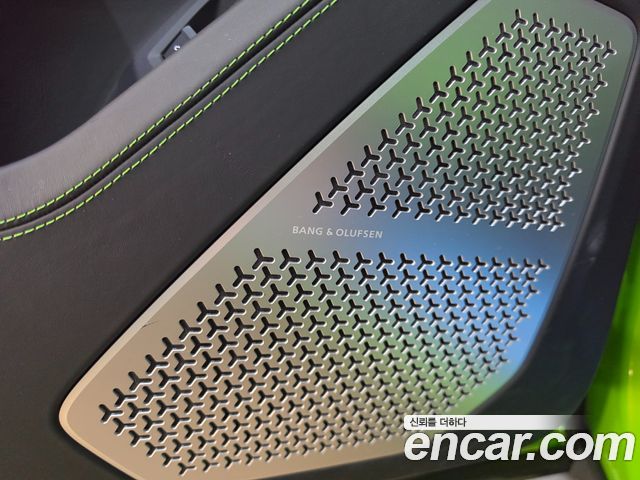 LAMBORGHINI Urus 4.0 V8 2021 - photo 17 - Import Corée du Sud | International Cars