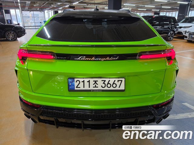 LAMBORGHINI Urus 4.0 V8 2021 - photo 4 - Import Corée du Sud | International Cars