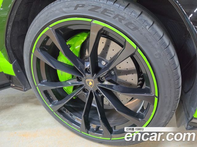 LAMBORGHINI Urus 4.0 V8 2021 - photo 5 - Import Corée du Sud | International Cars