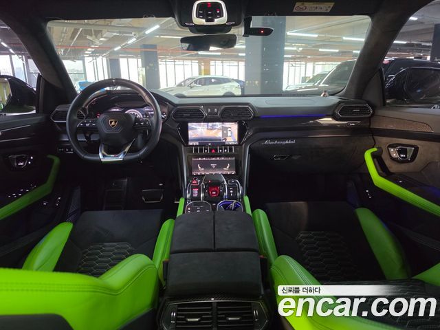 LAMBORGHINI Urus 4.0 V8 2021 - photo 7 - Import Corée du Sud | International Cars
