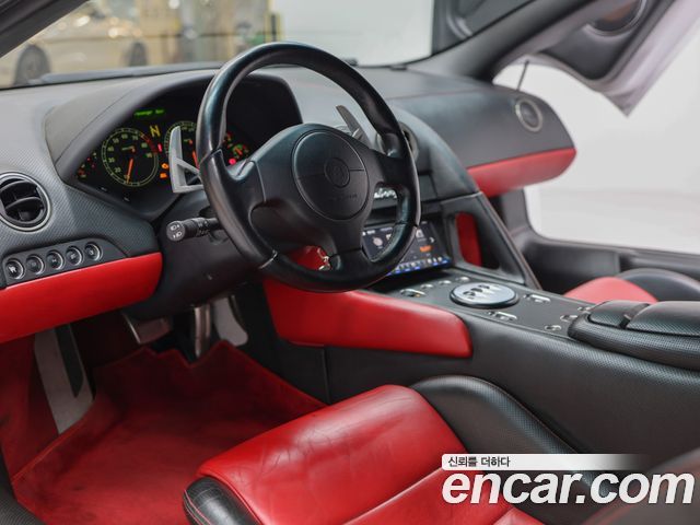 LAMBORGHINI 무르시엘라고 LP640 Roadster 2006 - photo 24 - Import Corée du Sud | International Cars