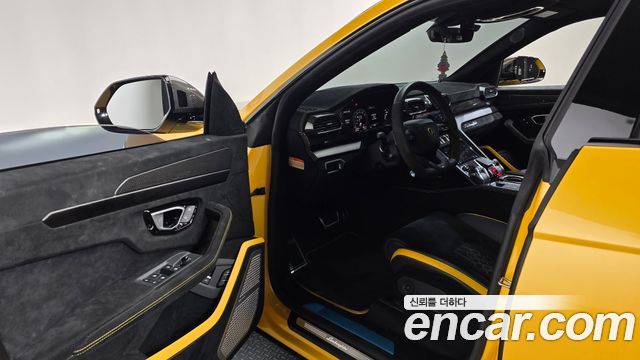LAMBORGHINI Urus 4.0 V8 퍼포만테 2024 - photo 10 - Import Corée du Sud | International Cars